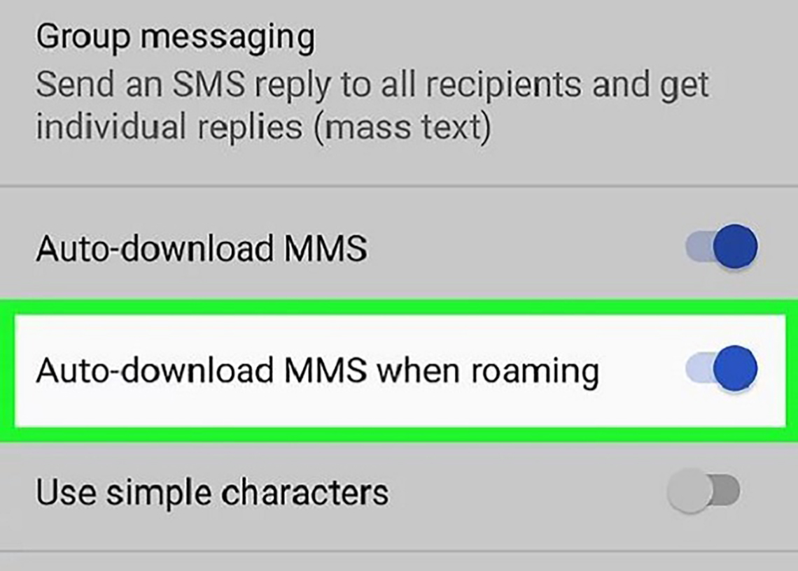 Gạt thanh chọn mục Auto - download MMS when roaming